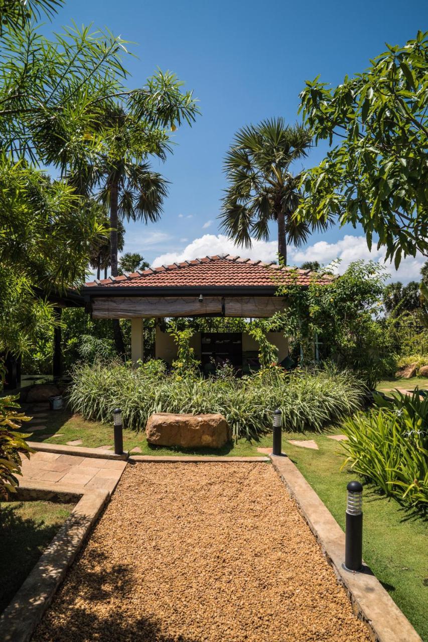 Dream Garden Hotel Arugam Bay Bagian luar foto